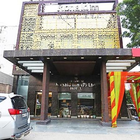 Fabhotel Ronald Inn Faridabad Exterior foto